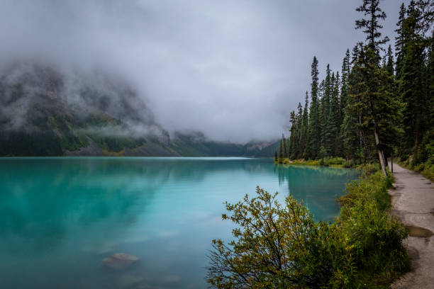 istock Lake Louise and Fairview Mountain 1181025147