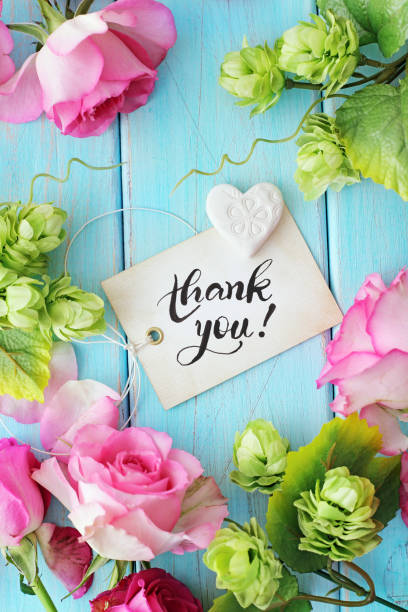 istock flowers and gift tag 1181082338