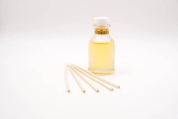 istock Home fragrance diffuser - tropical flower aroma 1181109549