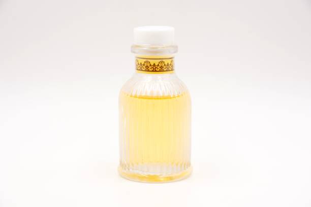 istock Home fragrance diffuser - tropical flower aroma 1181116022