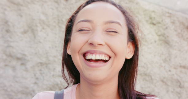 istock Young Brunette Lady Smiling Outdoors 1181204080