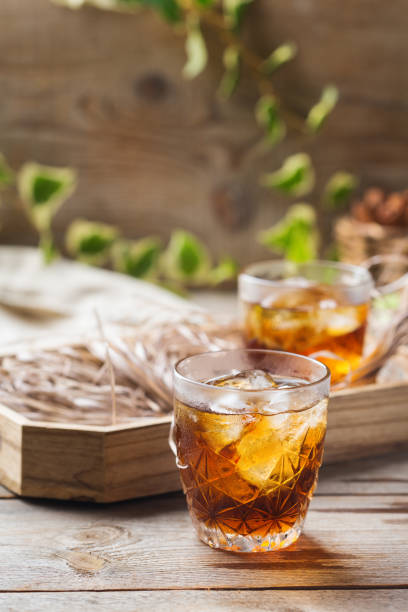 istock Old fashioned italian cocktail negroni 1181222951