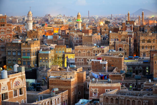 viaggia nel fantastico yemen - yemen foto e immagini stock