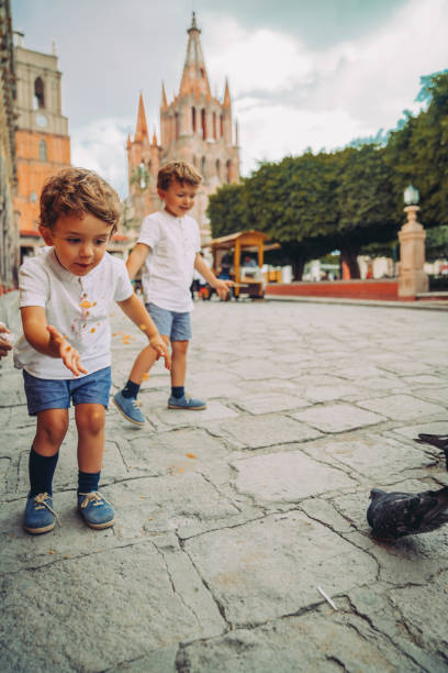 istock Family travelling in Mexico 1181240412