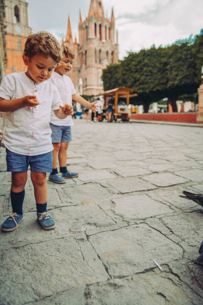 istock Family travelling in Mexico 1181240481