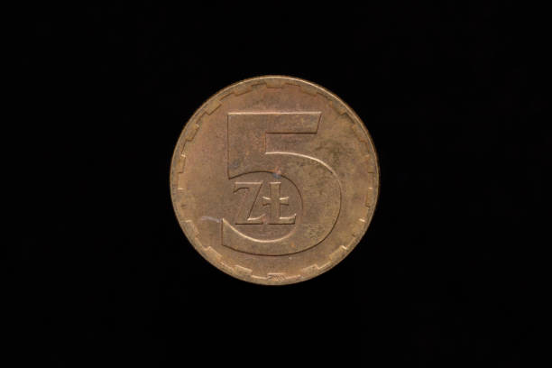 istock Old Polish 5 zloty coin from 1977, reverse 1181255221