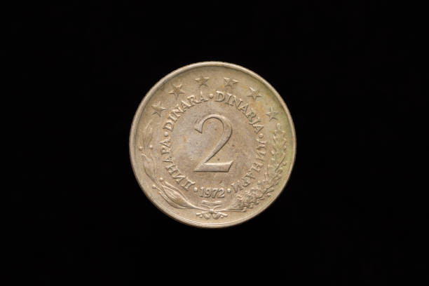 istock Old Yugoslavian 2 Dinara coin from 1972, reverse 1181255291