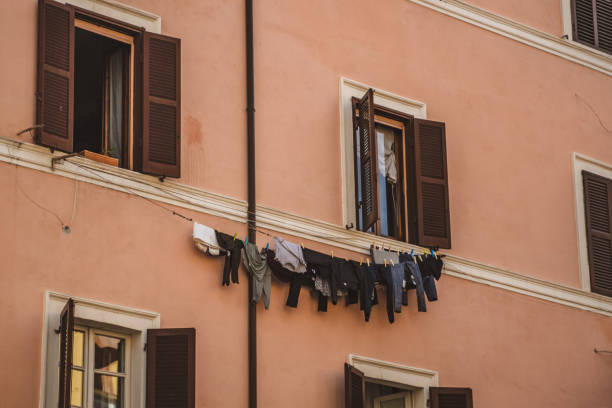 istock Roma Italian Streets 1181303419