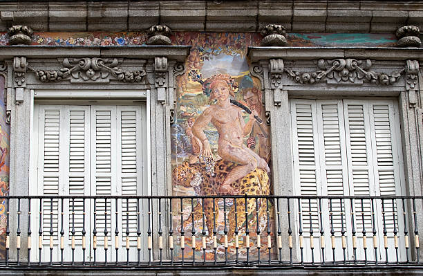 istock Plaza Mayor's painted balcony 118131342