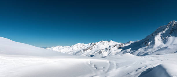 ピュアウィンター - extreme terrain powder snow winter snow ストックフォトと画像