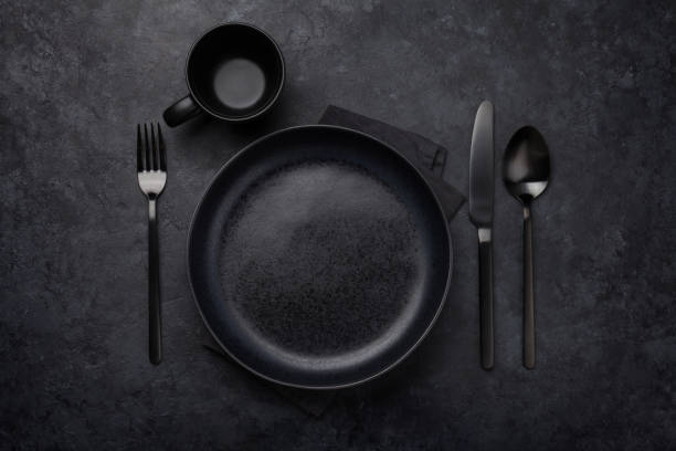 空のプレート、フォーク、ナイフ - spoon fork table knife place setting ストックフォトと画像