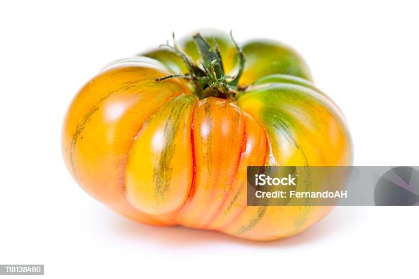 Foto de De Tomate e mais fotos de stock de Tomate Heirloom - Tomate Heirloom, Fundo Branco, Figura para recortar