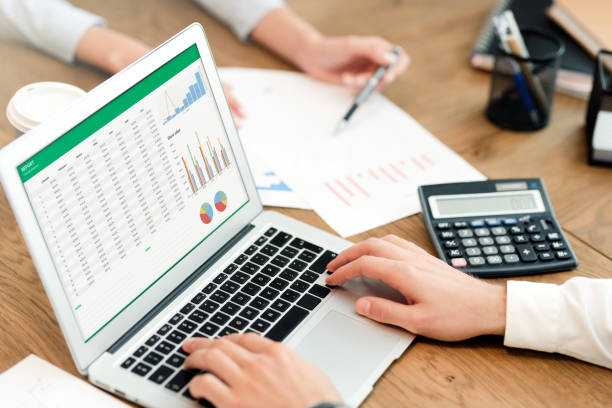 istock Investors work in the office 1181406759