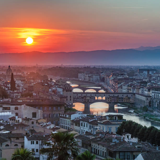 istock Bridges on Arno River in Tuscany 1181408081