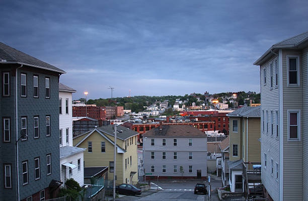 istock Urban Nieghborhood 118141535