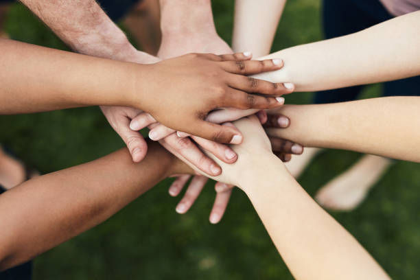 istock sSurround yourself with people who support you 1181416053