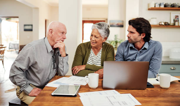 istock Watching all the little expenses 1181416246