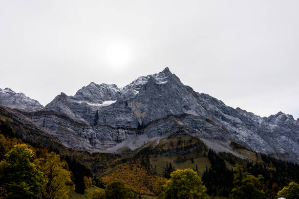 istock Autumn in the karwendel mountains 1181442629