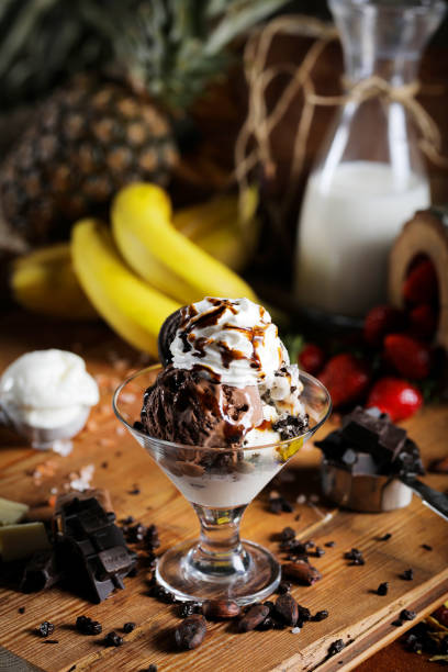 istock Ice cream scoops in sundae cup 1181446631