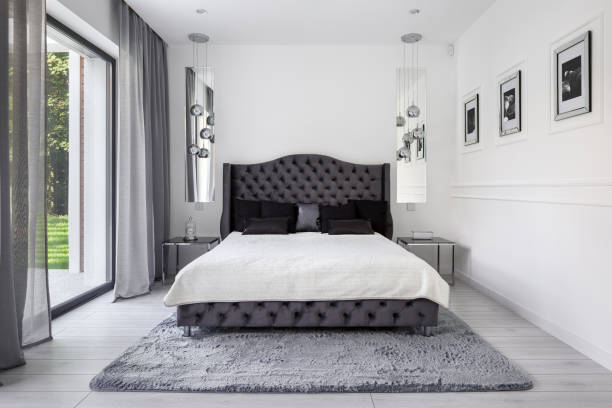 istock Glamour style bedroom 1181472012