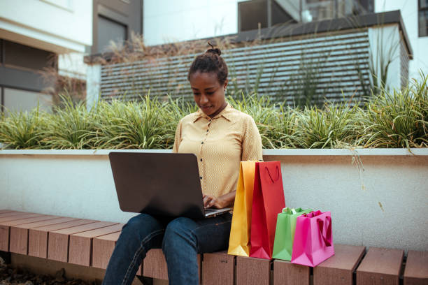 istock Black woman shopping 1181478026