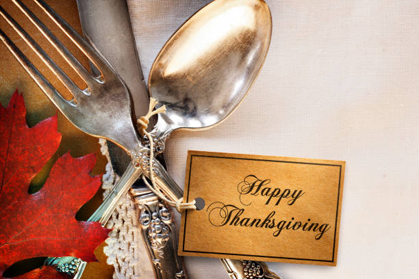 istock Happy Thanksgiving Tag On A Thanksgiving Place Setting 1181481831