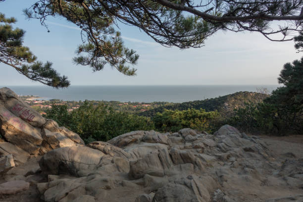 istock Bay and cityscape 1181488088