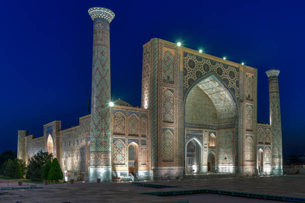 istock Registan - Samarkand, Uzbekistan 1181530629