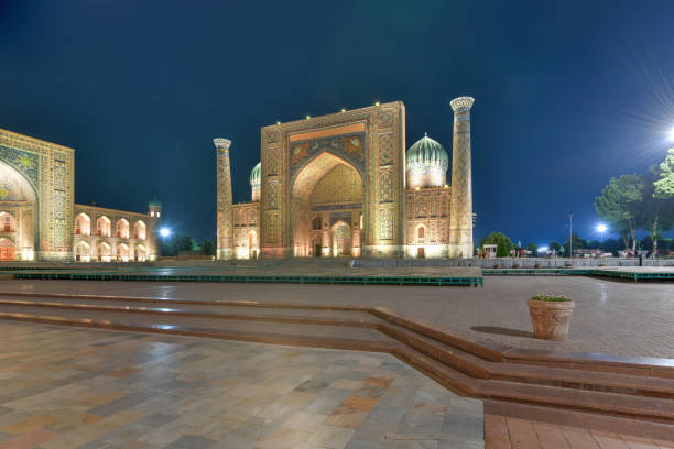 istock Registan - Samarkand, Uzbekistan 1181530969