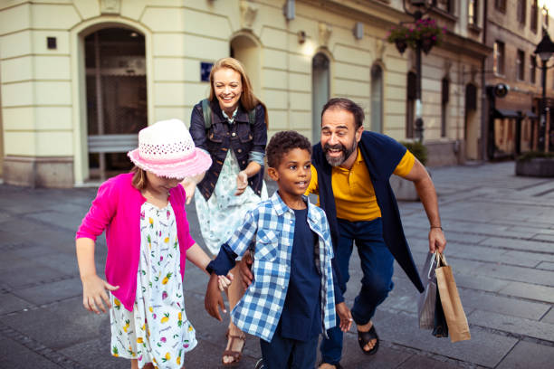 istock Family Shopping 1181544541