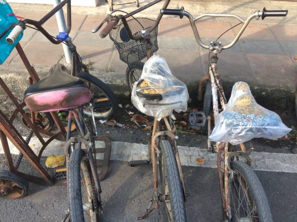istock A bicycle seat that works and is damaged but can still be used. 1181546339