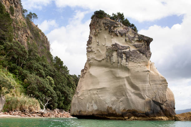 istock Cliffs and rock formations along the coastline of Cathedral Cove 1181606007