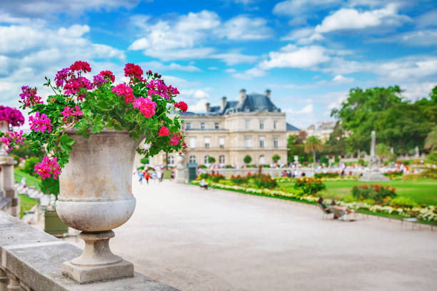 Flower vase at Luxembourg Garden, Paris