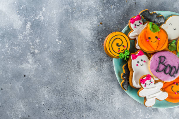 istock Halloween background with Funny Gingerbread Cookies 1181629987