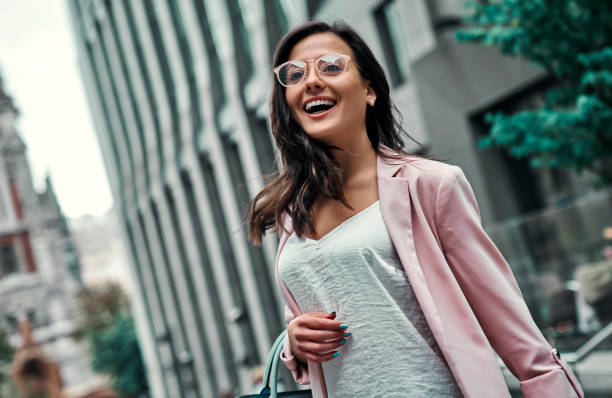 istock Woman in the city 1181636110