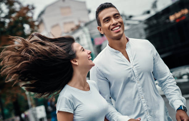 istock Couple in the city 1181637243