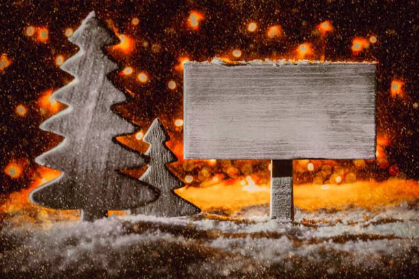 istock Rustic Sign, Retro Christmas Tree, Copy Space, Snow 1181695086