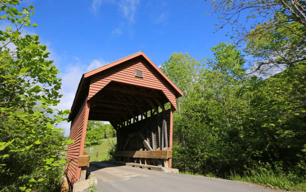 istock Laurel Creek covered bridge 1181716696
