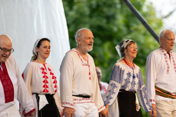 el festival de las naciones - grover fotografías e imágenes de stock