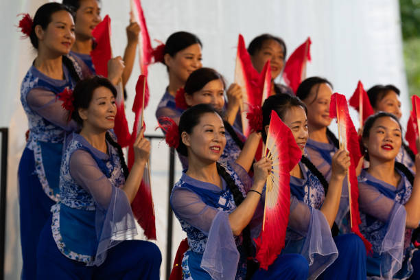 el festival de las naciones - grover fotografías e imágenes de stock