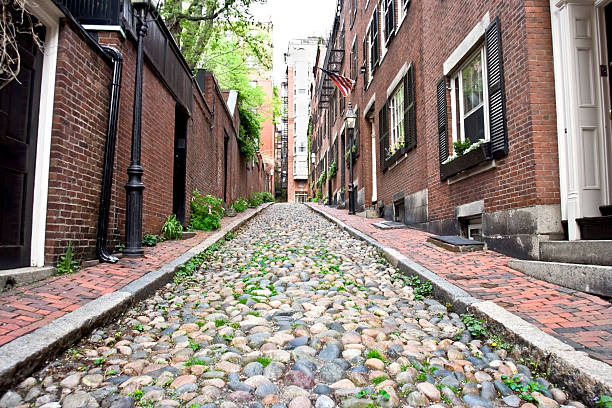 istock Boston's Acorn Street 118172394