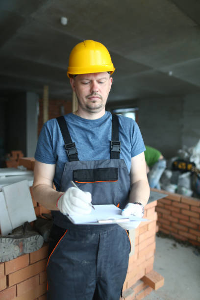 istock Thoughtful man with paper tablet 1181729655