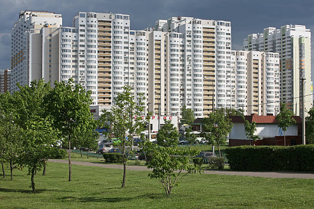istock Residential neighbourhood 118173051