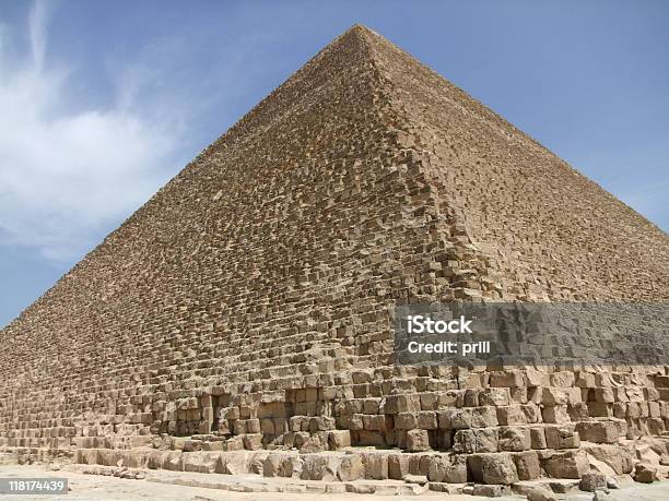 Foto de Pirâmide De Quéops e mais fotos de stock de Alegoria - Alegoria, Antigo, Arquitetura