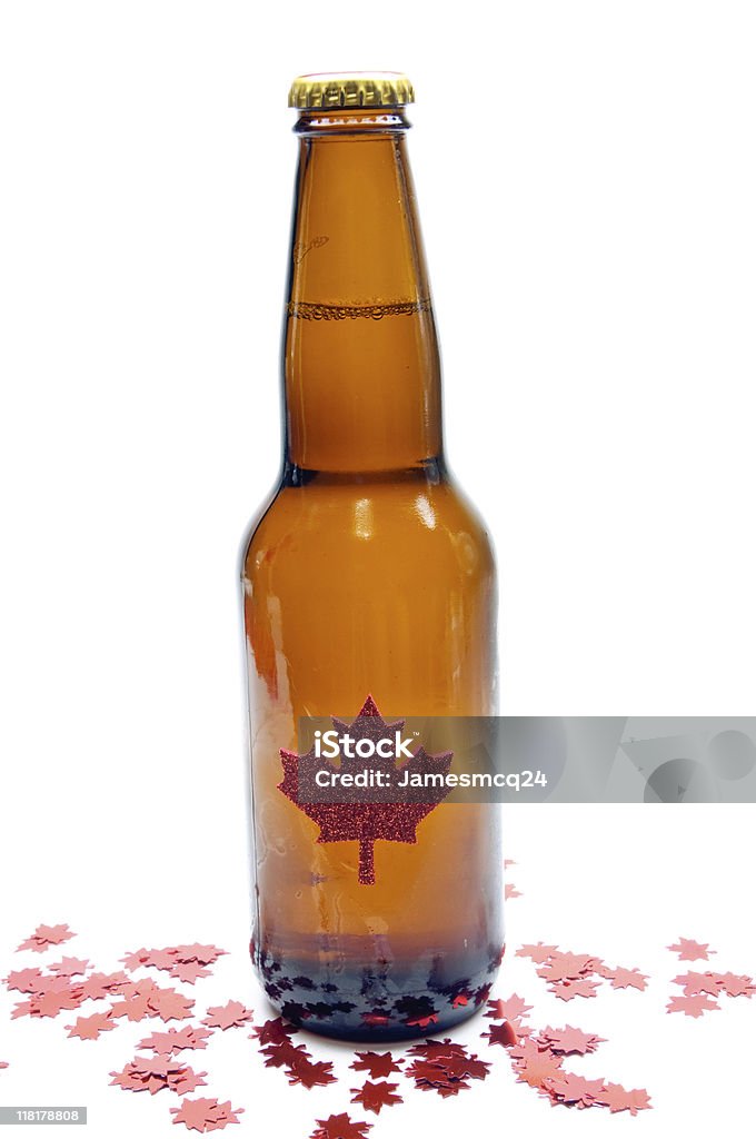 Cerveja do Dia do Canadá - Foto de stock de Bandeira royalty-free