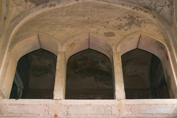 fort sikandra, agra, indie. - akbars tomb zdjęcia i obrazy z banku zdjęć