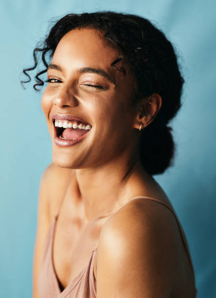 istock Wear less makeup and let skin shine through 1181806351