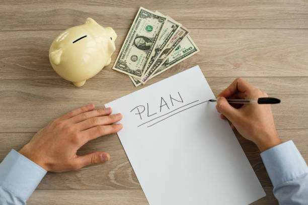 istock Making a plan for savings and money 1181814999