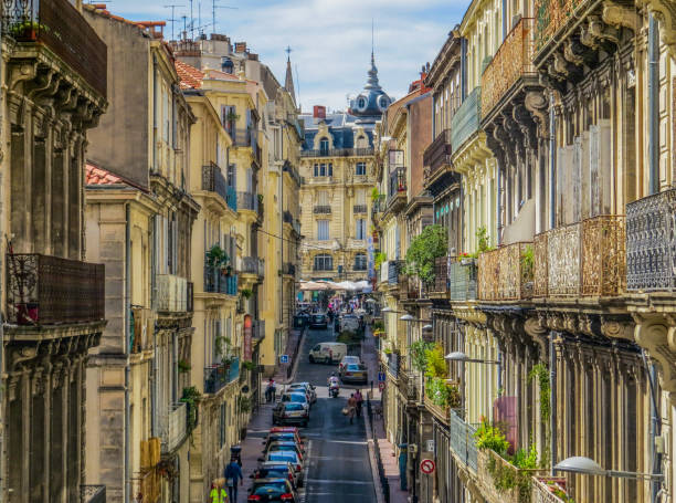 montpellier, france - southern charm imagens e fotografias de stock