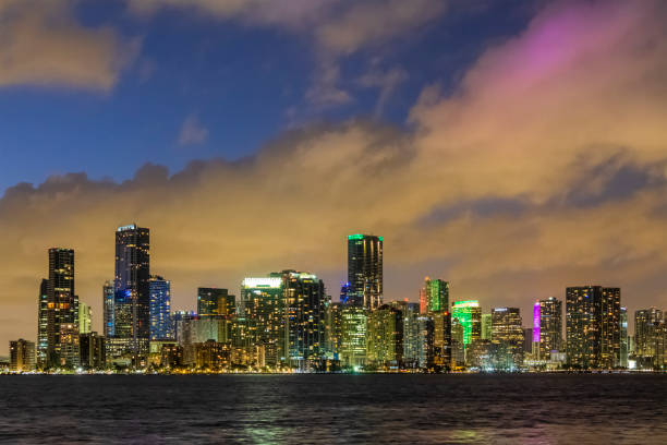 istock Downtown Miami skyline at dusk - Florida (US) 1181842038